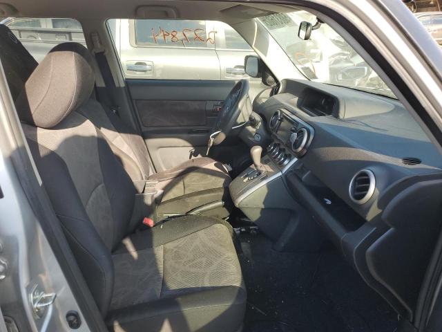 JTLZE4FE9FJ076844 - 2015 TOYOTA SCION XB 银色 照片 5
