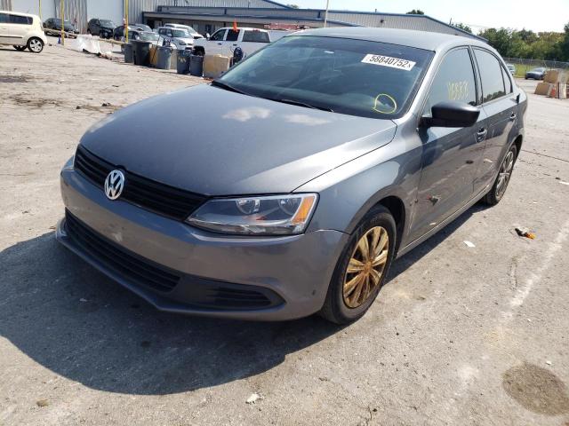 3VW2K7AJ4DM298703 - 2013 VOLKSWAGEN JETTA BASE GRAY photo 2