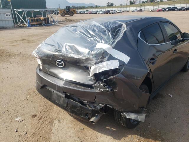 JM1BPAJM5K1142949 - 2019 MAZDA 3 GRAY photo 9