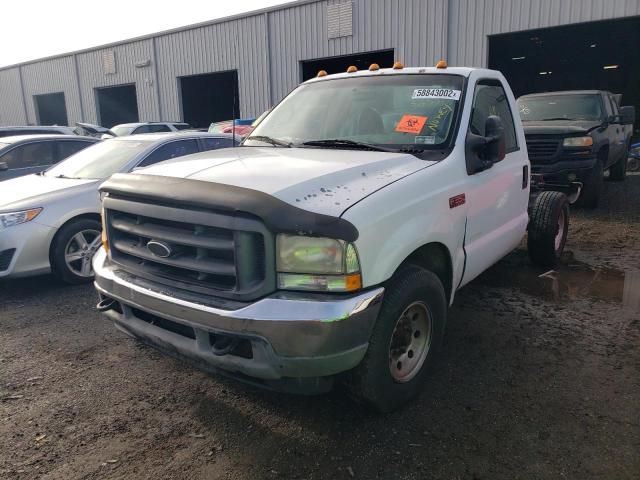 1FTSF30F82EA80683 - 2002 FORD F350 SRW S WHITE photo 2