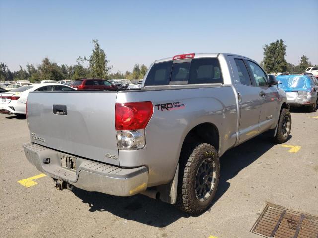 5TFBV541X7X006528 - 2007 TOYOTA TUNDRA DOU SILVER photo 4