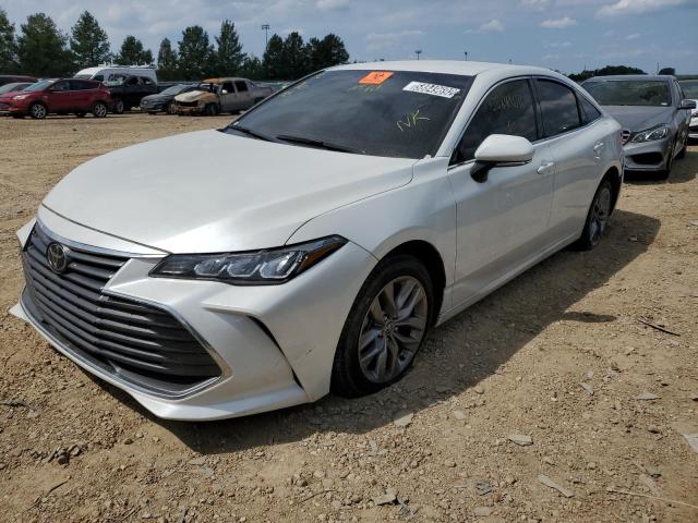 4T1JZ1FB2NU077554 - 2022 TOYOTA AVALON XLE WHITE photo 2