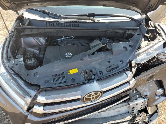 5TDDZRFH6JS904748 - 2018 TOYOTA HIGHLANDER GRAY photo 7