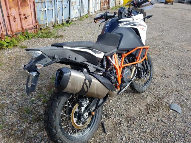 VBKV49404JM982620 - 2018 KTM 1090 ADVEN WHITE photo 4