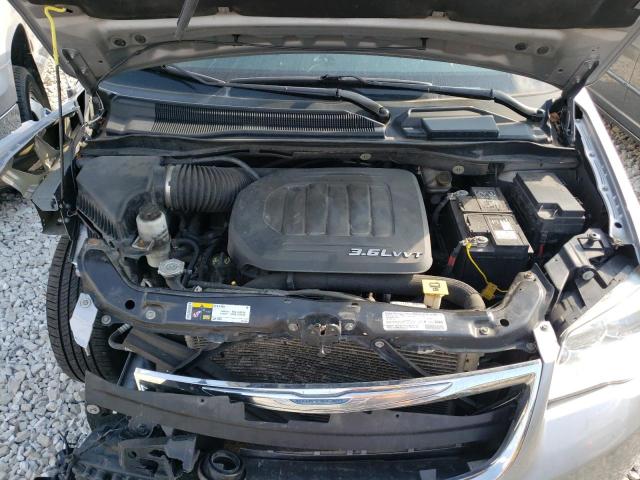 2C4RC1BG9DR556608 - 2013 CHRYSLER TOWN & COU SILVER photo 7