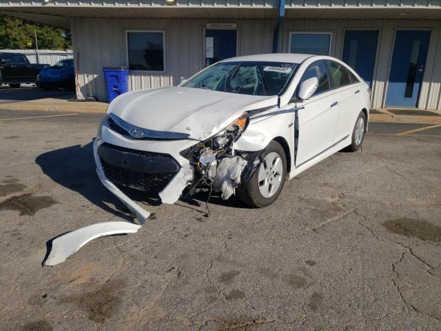 KMHEC4A44BA017673 - 2011 HYUNDAI SONATA HYB WHITE photo 2