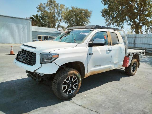 5TFBY5F13LX898281 - 2020 TOYOTA TUNDRA DOU WHITE photo 2