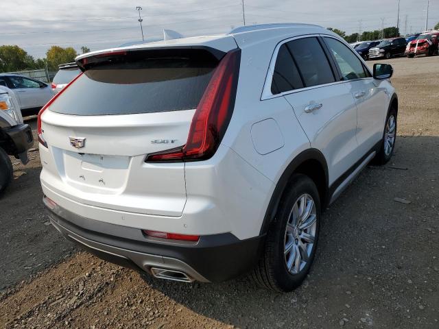 1GYFZDR44NF155548 - 2022 CADILLAC XT4 PREMIU WHITE photo 4