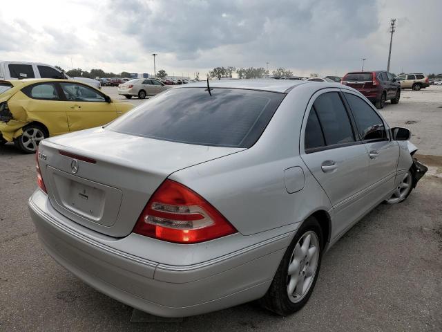 WDBRF64J21F074657 - 2001 MERCEDES-BENZ MERZ GRAY photo 4