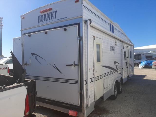 4YDT29F2337307806 - 2003 KEYSTONE HORNET WHITE photo 4