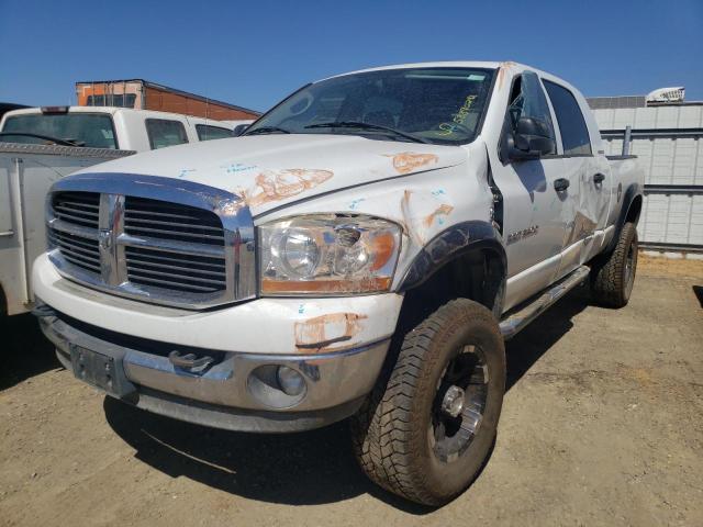 3D7LX39CX6G210879 - 2006 DODGE RAM 3500 WHITE photo 2