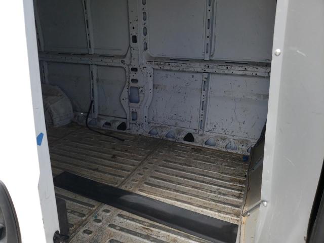 3C6URVJG5JE104709 - 2018 RAM PROMASTER WHITE photo 6