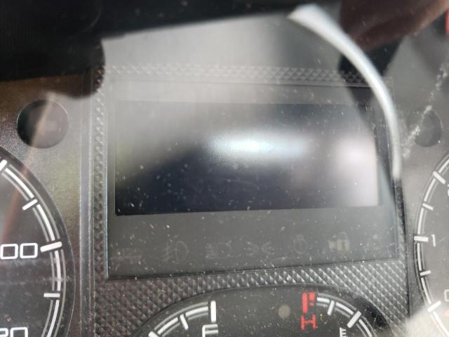 3C6URVJG5JE104709 - 2018 RAM PROMASTER WHITE photo 8