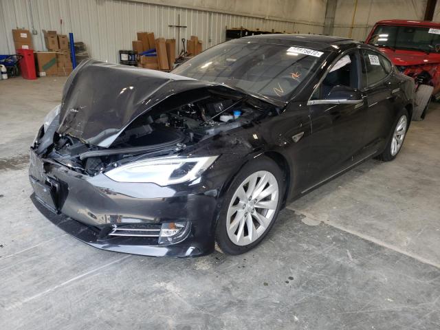 5YJSA1E26GF160711 - 2016 TESLA MODEL S Սև լուսանկար 2