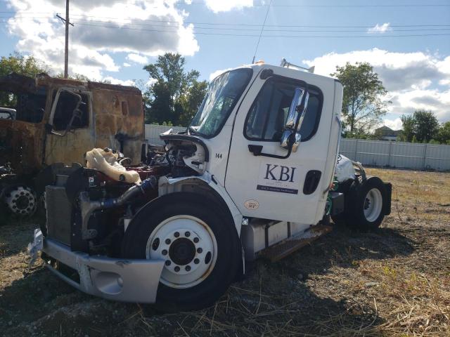 3AKBCYCY5FDGE5797 - 2015 FREIGHTLINER M2 106 MED WHITE photo 2