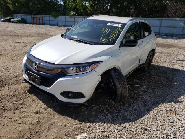 3CZRU6H16MM711064 - 2021 HONDA HR-V SPORT WHITE photo 2