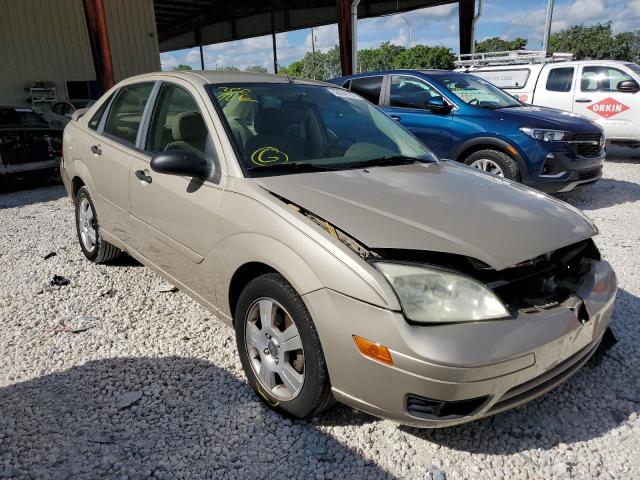 1FAHP34N47W261585 - 2007 FORD FOCUS ZX4 TAN photo 1