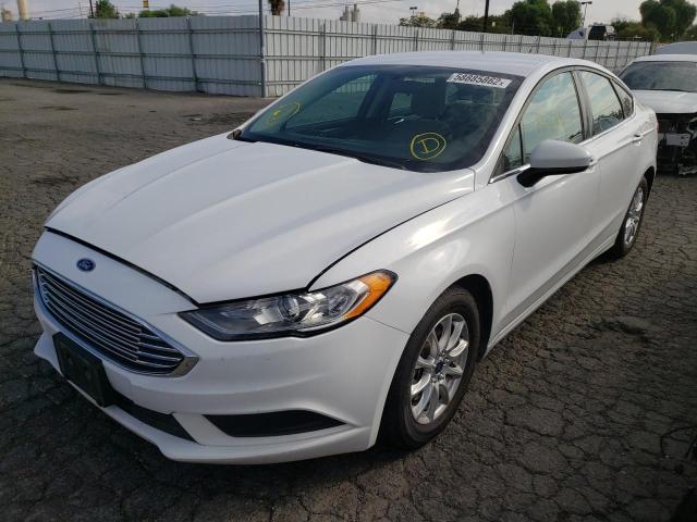 3FA6P0G71HR144585 - 2017 FORD FUSION S WHITE photo 2