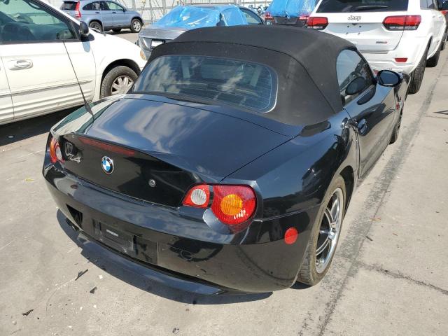 4USBT33594LS52420 - 2004 BMW Z4 2.5 BLACK photo 4