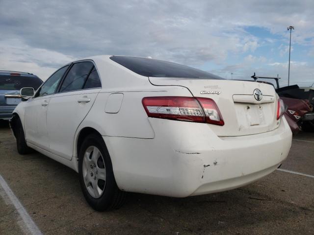 4T1BF3EK7AU553222 - 2010 TOYOTA CAMRY BASE WHITE photo 3