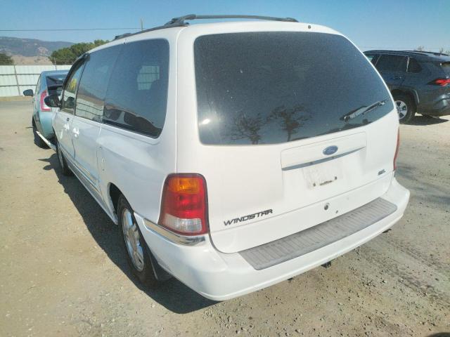 2FMDA56422BB62473 - 2002 FORD WINDSTAR S WHITE photo 3