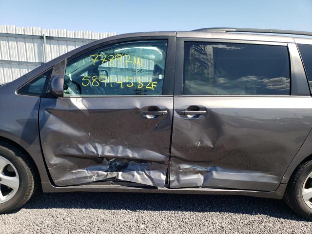 5TDKK3DC2FS547737 - 2015 TOYOTA SIENNA LE GRAY photo 9