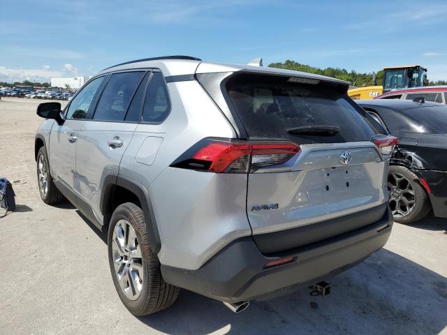 2T3C1RFV2MW155751 - 2021 TOYOTA RAV4 XLE P SILVER photo 3