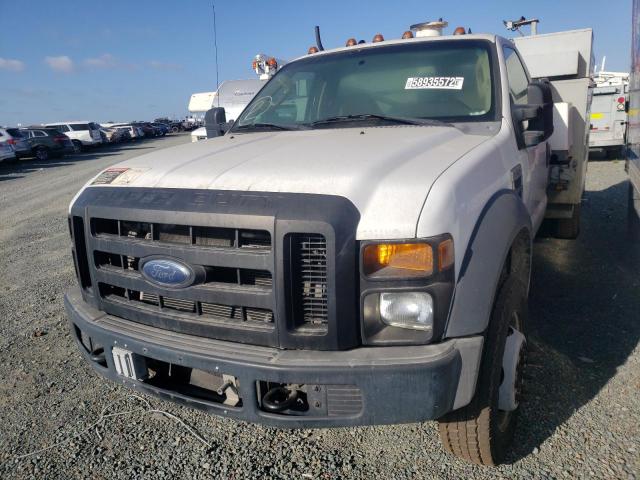 1FD4F46Y08EC32483 - 2008 FORD F450 SUPER WHITE photo 2