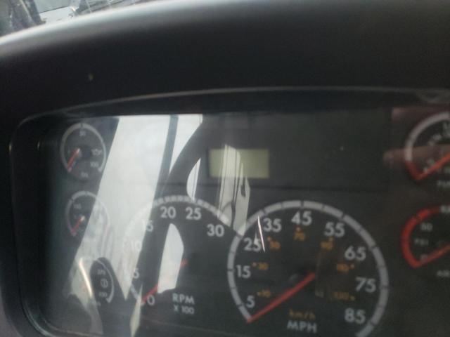 4UZABPDUX9CZ75018 - 2009 FREIGHTLINER CHASSIS B2 绿色 照片 8