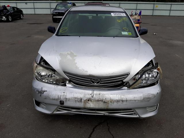 JTDBE32K463063989 - 2006 TOYOTA CAMRY LE SILVER photo 9