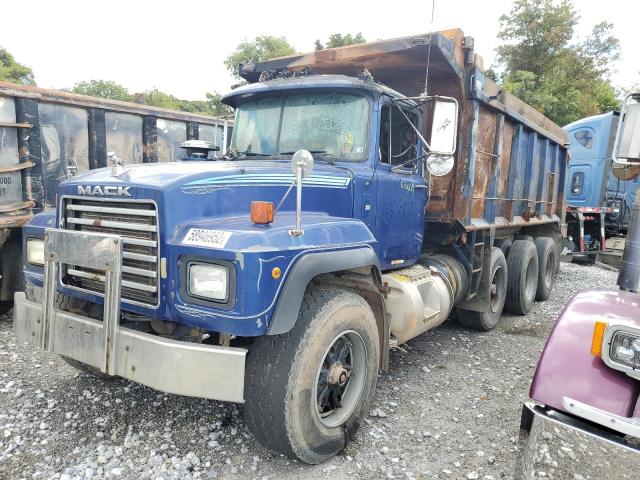 1M2P267CXYM053946 - 2000 MACK 600 RD600 BLUE photo 2