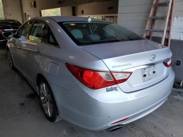 5NPEC4AC8CH352974 - 2012 HYUNDAI SONATA SILVER photo 3