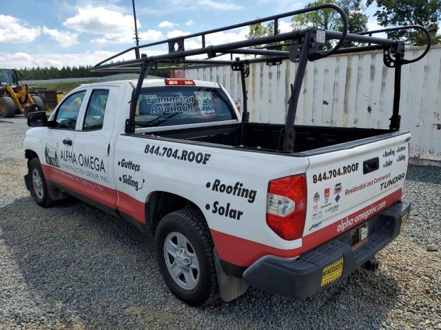 5TFRM5F1XGX103498 - 2016 TOYOTA TUNDRA DOUBLE CAB SR/SR5  photo 3