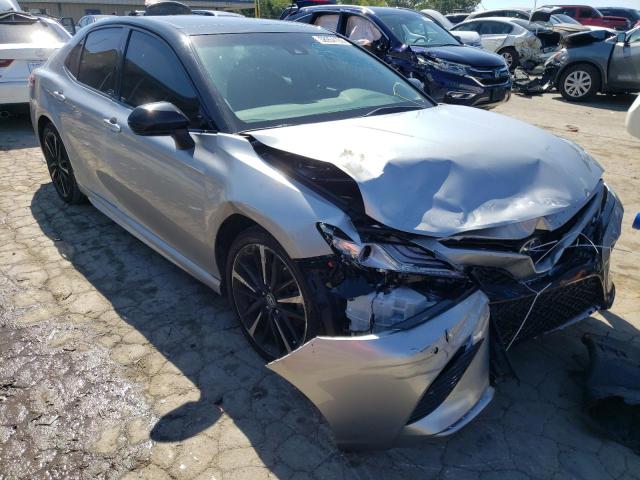 4T1B61HKXJU157107 - 2018 TOYOTA CAMRY XSE SILVER photo 1