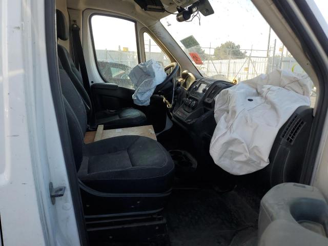 3C6TRVAG9GE127723 - 2016 RAM PROMASTER WHITE photo 5