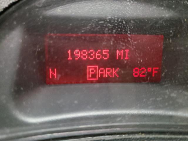 2G2WP582871207604 - 2007 PONTIAC GRAND PRIX SILVER photo 8