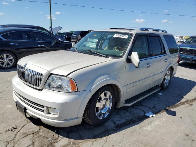 5LMFU28555LJ02404 - 2005 LINCOLN NAVIGATOR 白色 照片 2