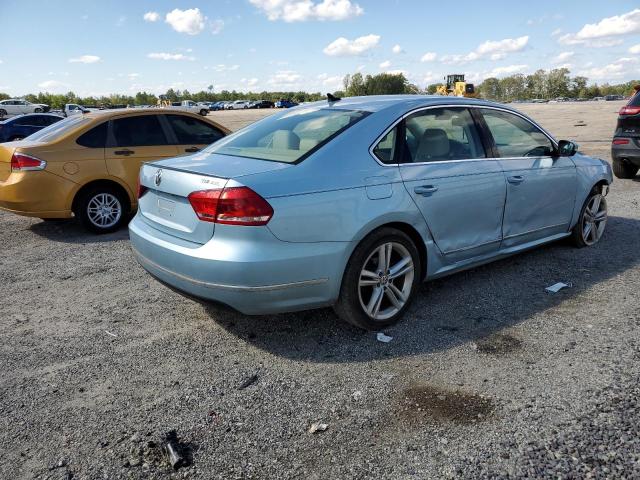 1VWCN7A38DC035936 - 2013 VOLKSWAGEN PASSAT SEL BLUE photo 4