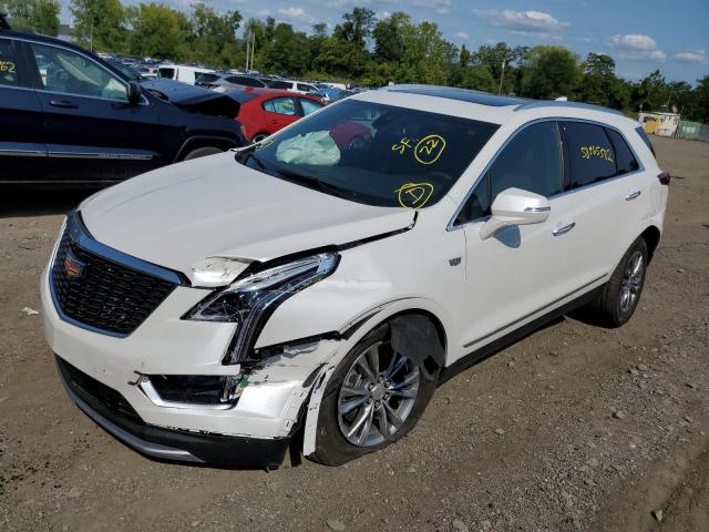 1GYKNDRS3NZ167875 - 2022 CADILLAC XT5 PREMIU WHITE photo 2