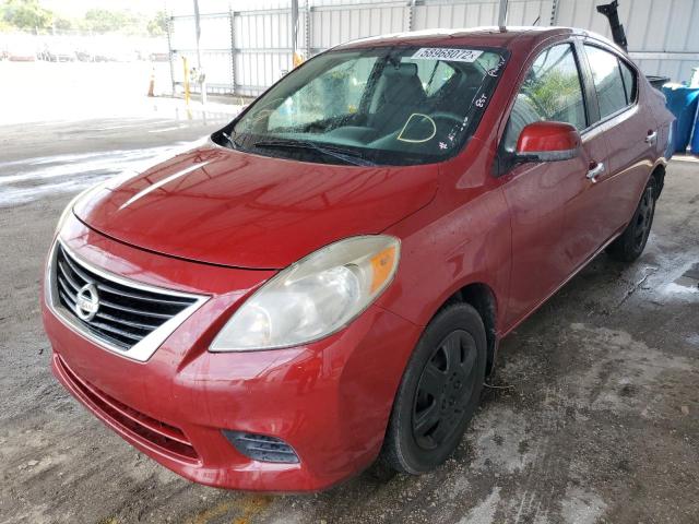 3N1CN7APXCL905195 - 2012 NISSAN VERSA S RED photo 2