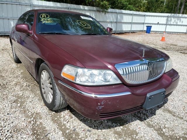 1LNHM82W23Y683330 - 2003 LINCOLN TOWN CAR S BURGUNDY photo 1