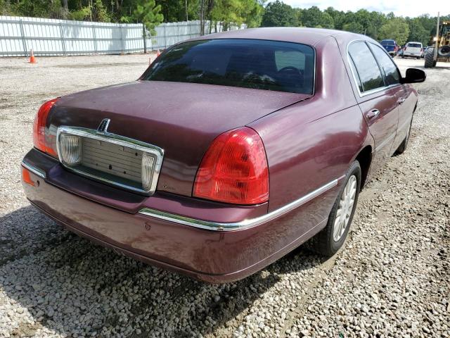 1LNHM82W23Y683330 - 2003 LINCOLN TOWN CAR S BURGUNDY photo 4