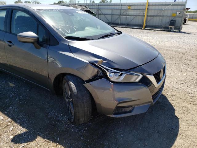 3N1CN8EVXML868858 - 2021 NISSAN VERSA SV GRAY photo 9