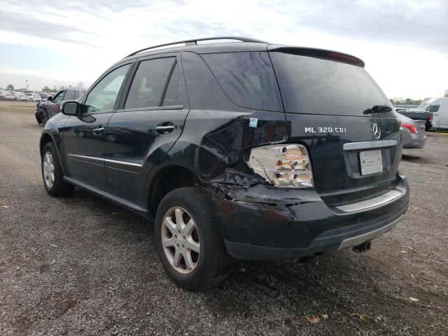 4JGBB22E48A420689 - 2008 MERCEDES-BENZ ML 320 CDI BLACK photo 3