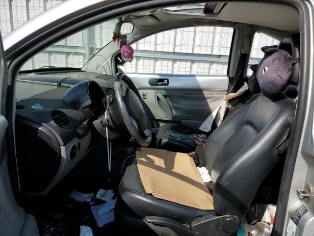 3VWCC21C9YM467609 - 2000 VOLKSWAGEN NEW BEETLE 银色 照片 5