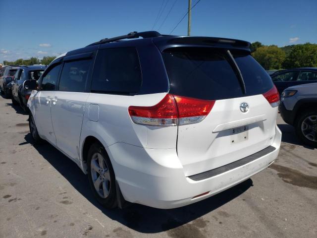 5TDKK3DC1BS126151 - 2011 TOYOTA SIENNA LE WHITE photo 3