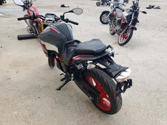 WB30G4303MRA12537 - 2021 BMW G310 R TWO TONE photo 3