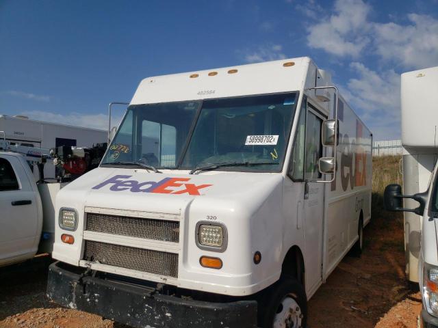 4UZA5FAC5YCG63722 - 2000 FREIGHTLINER CHASSIS M WHITE photo 2