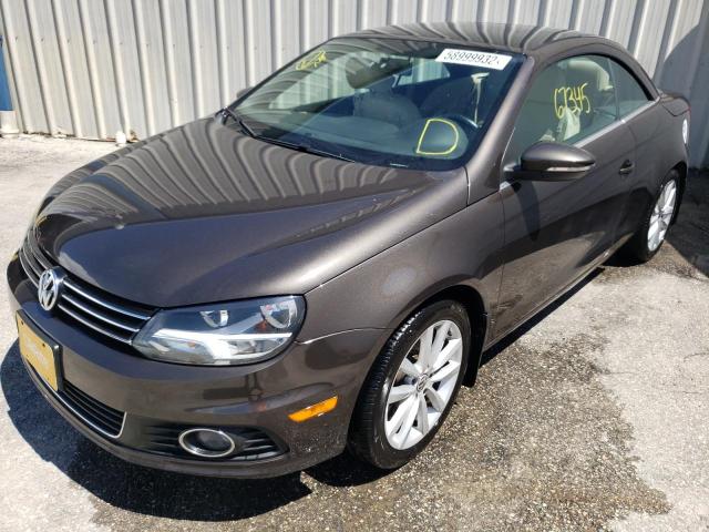 WVWBW8AH9EV001197 - 2014 VOLKSWAGEN EOS KOMFOR 棕色 照片 2