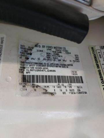 5LMFU28547LJ24686 - 2007 LINCOLN NAVIGATOR 白色 照片 10